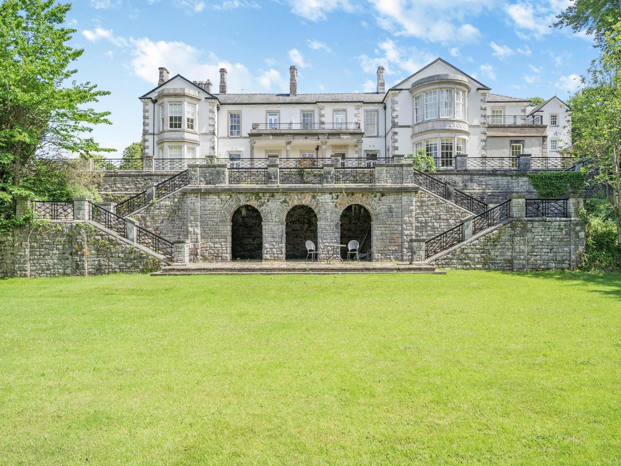 Apartment 14, Hazelwood Hall Silverdale  Exterior foto